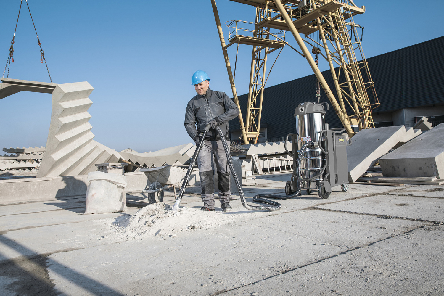 Индустриальный пылесос Karcher IVS 100/40 - купить