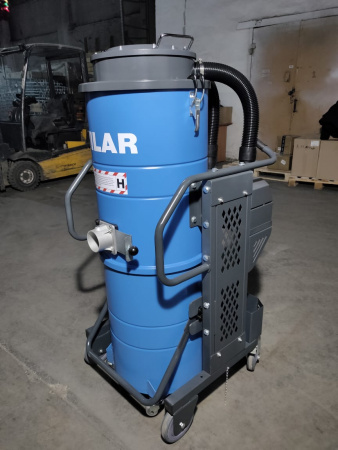 Промышленный пылесос VILAR D4 (автоочистка) - купить