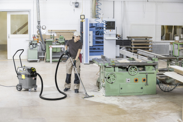 Пылесос влажной и сухой уборки Karcher NT 40/1 Tact Te M Wood - купить